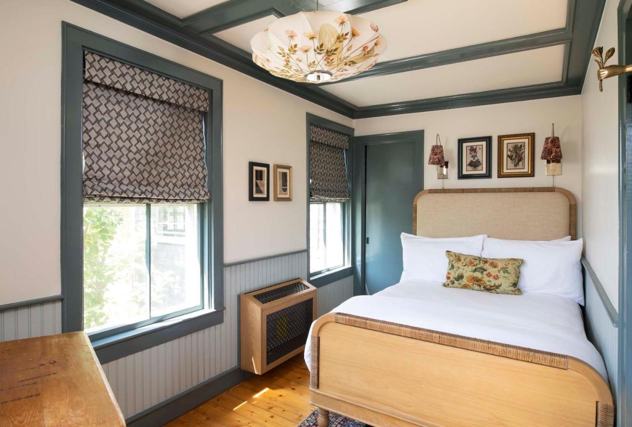 Life House, Hotel 4*