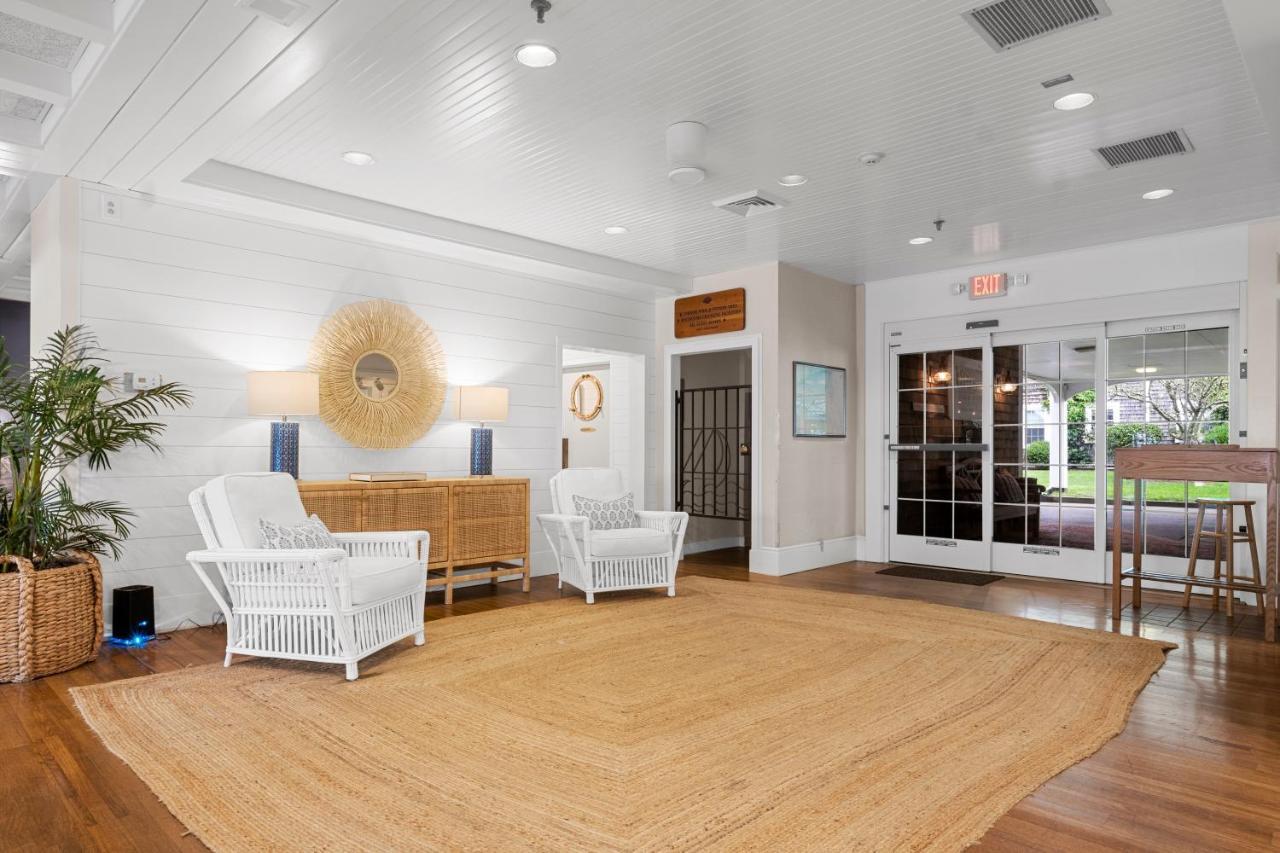 Nantucket Inn 3*