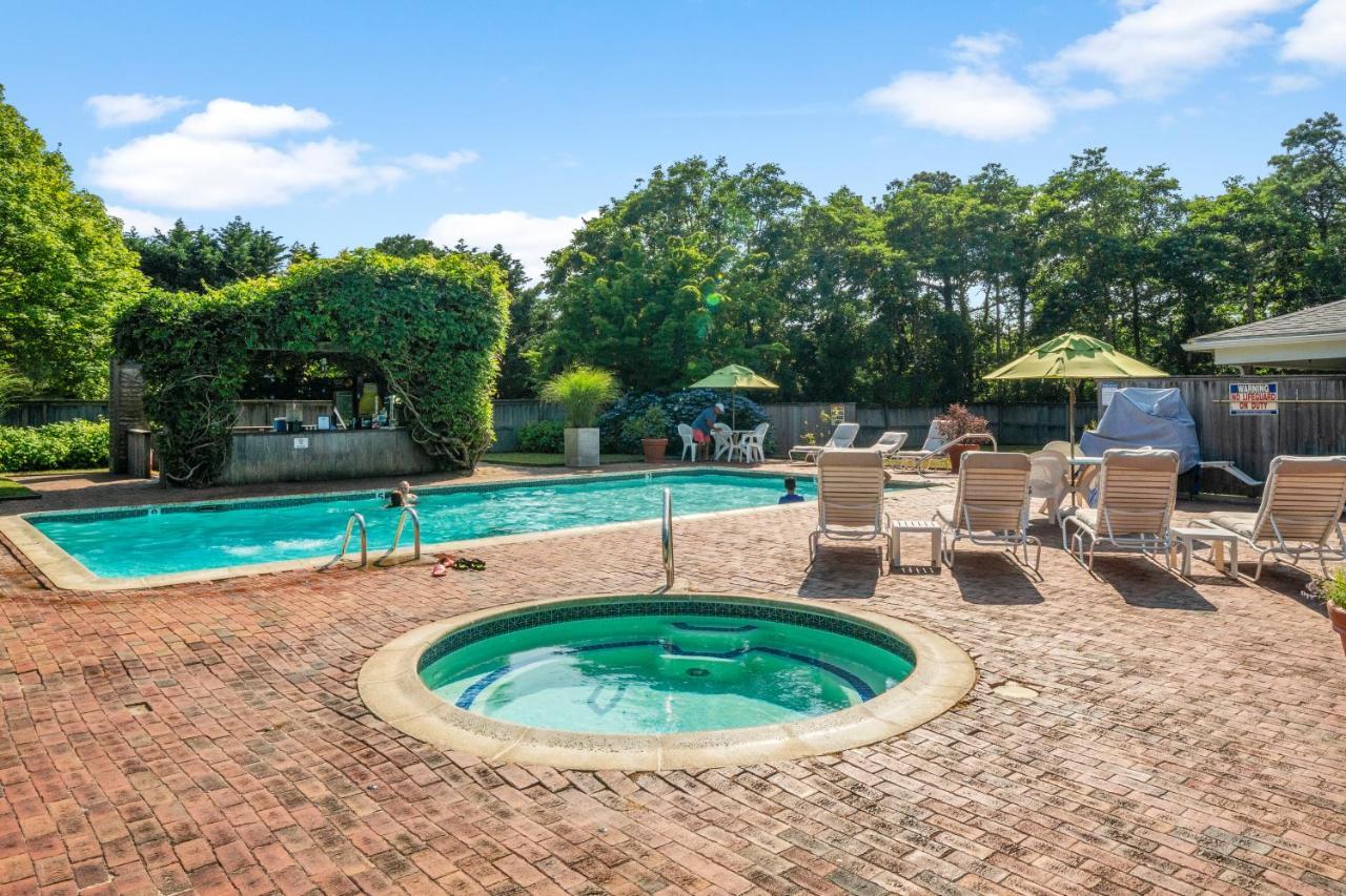 Nantucket Inn Hotel