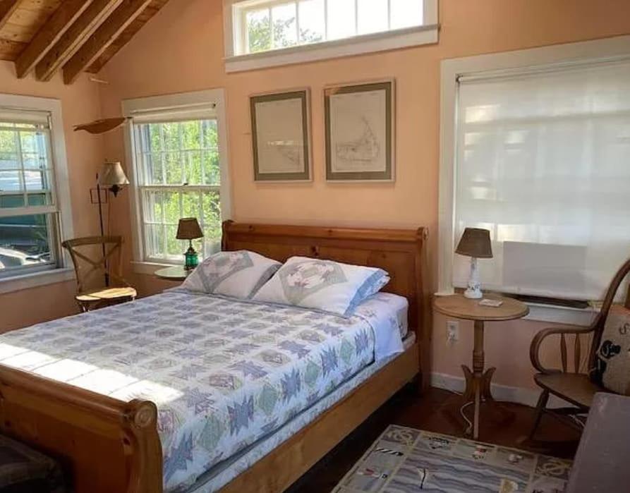 Holiday home Elegant Retreat On Village Way 3br Nantucket