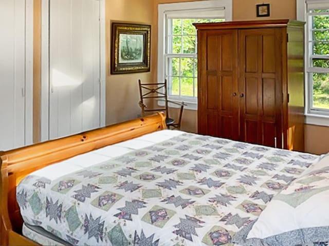 Elegant Retreat On Village Way 3br Holiday home