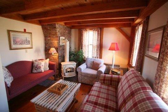Seven Sea Street 3*