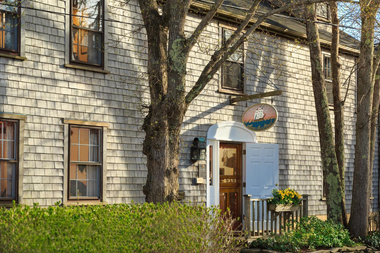 Bed & Breakfast Seven Sea Street 3*