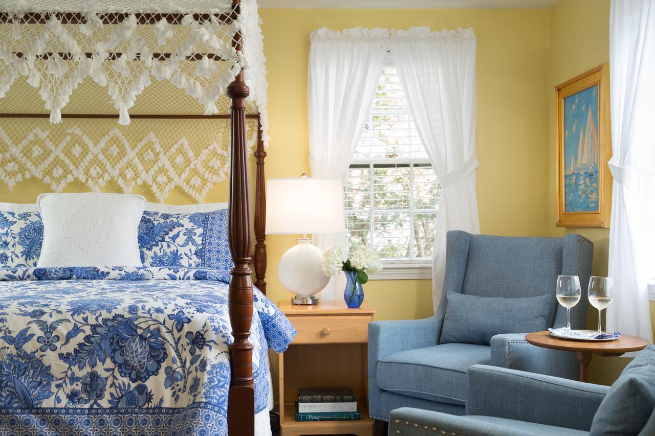 Seven Sea Street Bed & Breakfast 3*