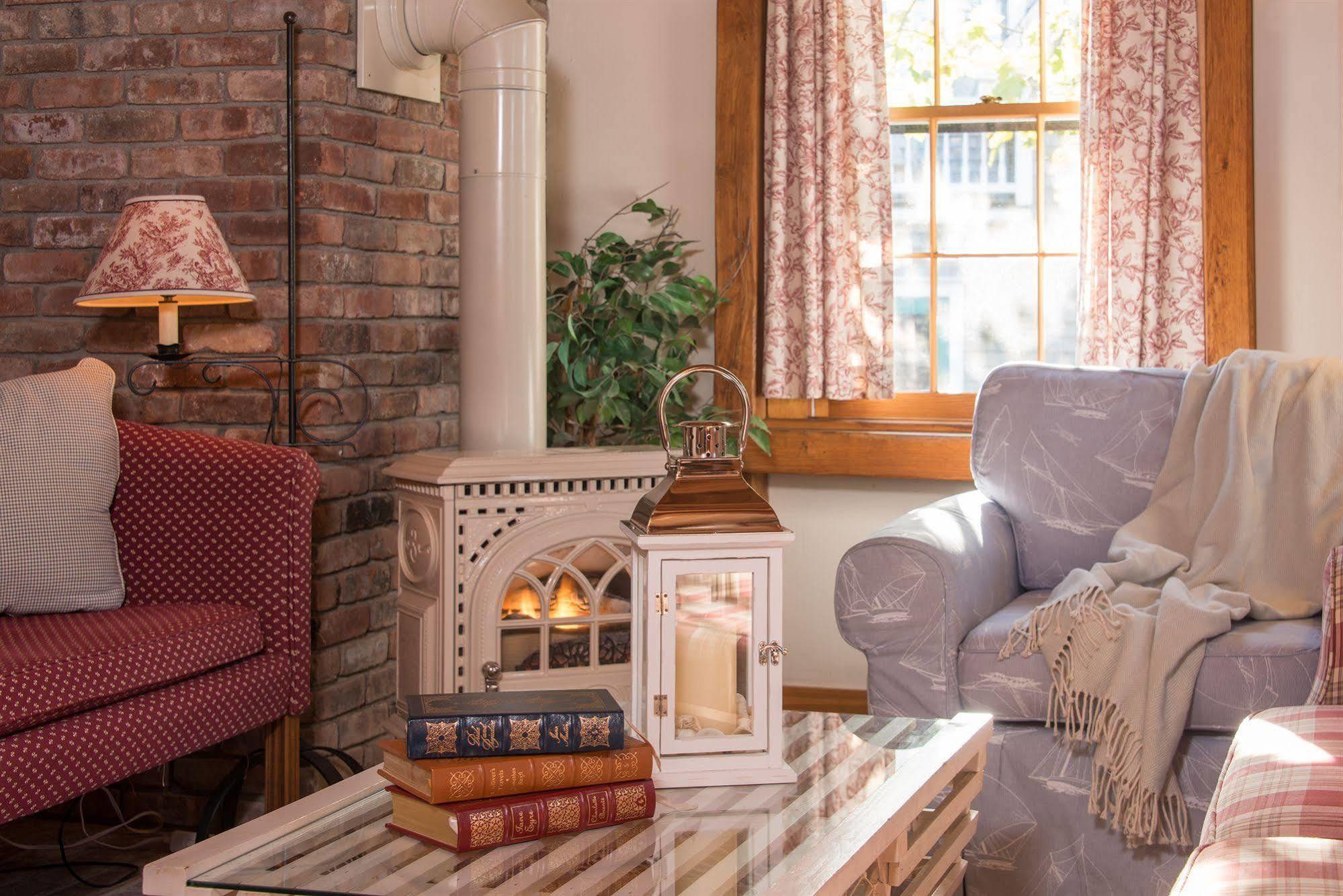 Bed & Breakfast Seven Sea Street 3*